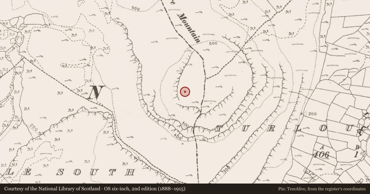 Ordnance Survey six-inch map, 2nd edition (1888–1915) covering the location of Cairn - unclassified, Glencolumbkille North, County Clare, with a pin at the register's coordinates