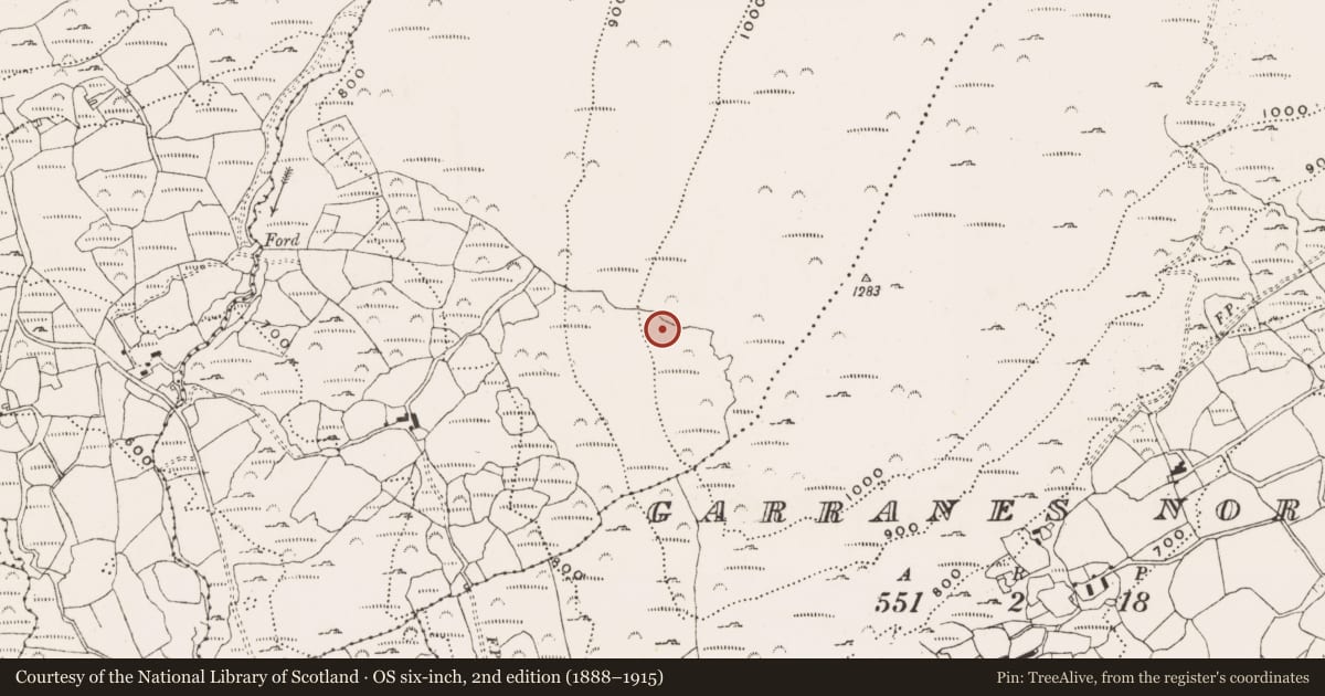 Ordnance Survey six-inch map, 2nd edition (1888–1915) covering the location of Hut site, Derreenacrinnig East, County Cork, with a pin at the register's coordinates