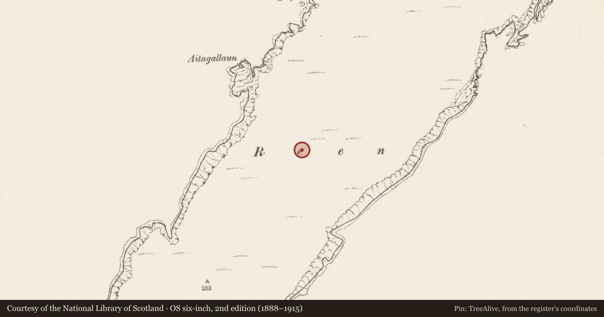 Ordnance Survey six-inch map, 2nd edition (1888–1915) covering the location of Promontory fort - coastal, Ballynacarriga, County Cork, with a pin at the register's coordinates