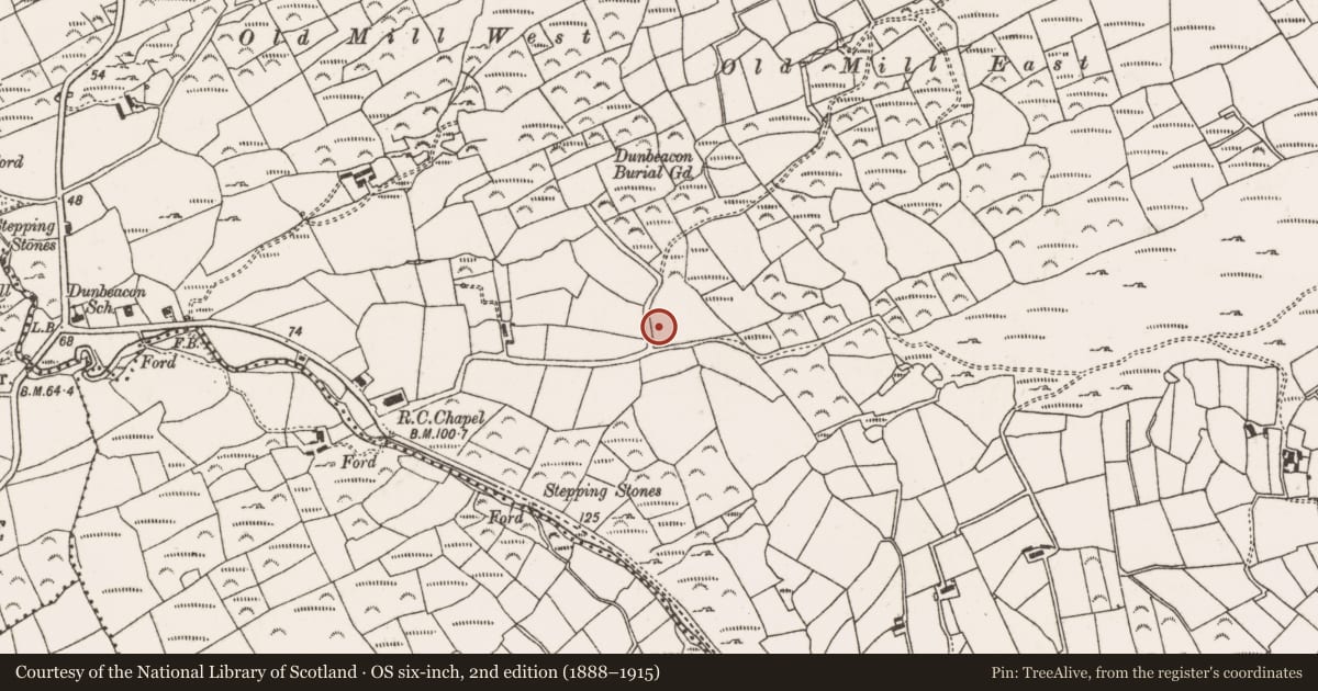 Ordnance Survey six-inch map, 2nd edition (1888–1915) covering the location of Fulacht fia, Dunbeacon, County Cork, with a pin at the register's coordinates