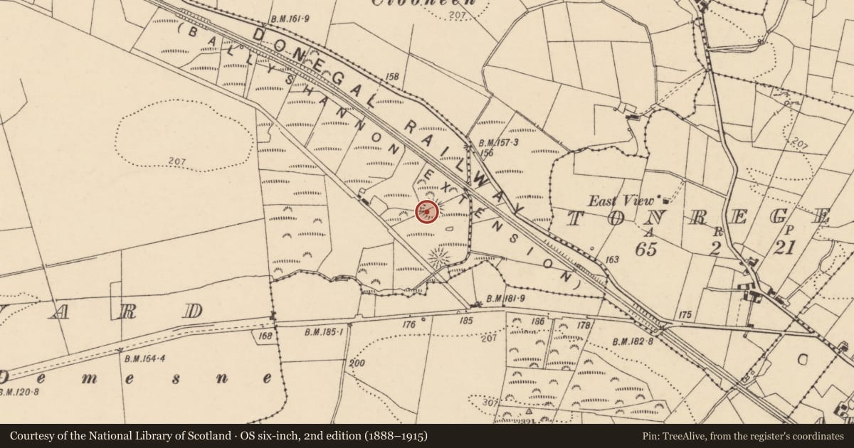Ordnance Survey six-inch map, 2nd edition (1888–1915) covering the location of Enclosure, Ballymacaward, County Donegal, with a pin at the register's coordinates