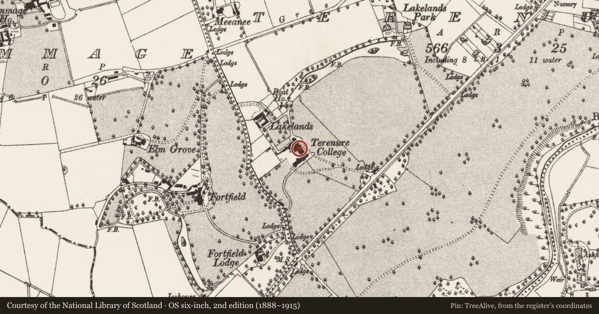 Ordnance Survey six-inch map, 2nd edition (1888–1915) covering the location of Castle - unclassified, County Dublin, with a pin at the register's coordinates