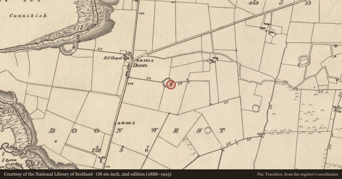 Ordnance Survey six-inch map, 2nd edition (1888–1915) covering the location of Hut site, Doon West, County Kerry, with a pin at the register's coordinates