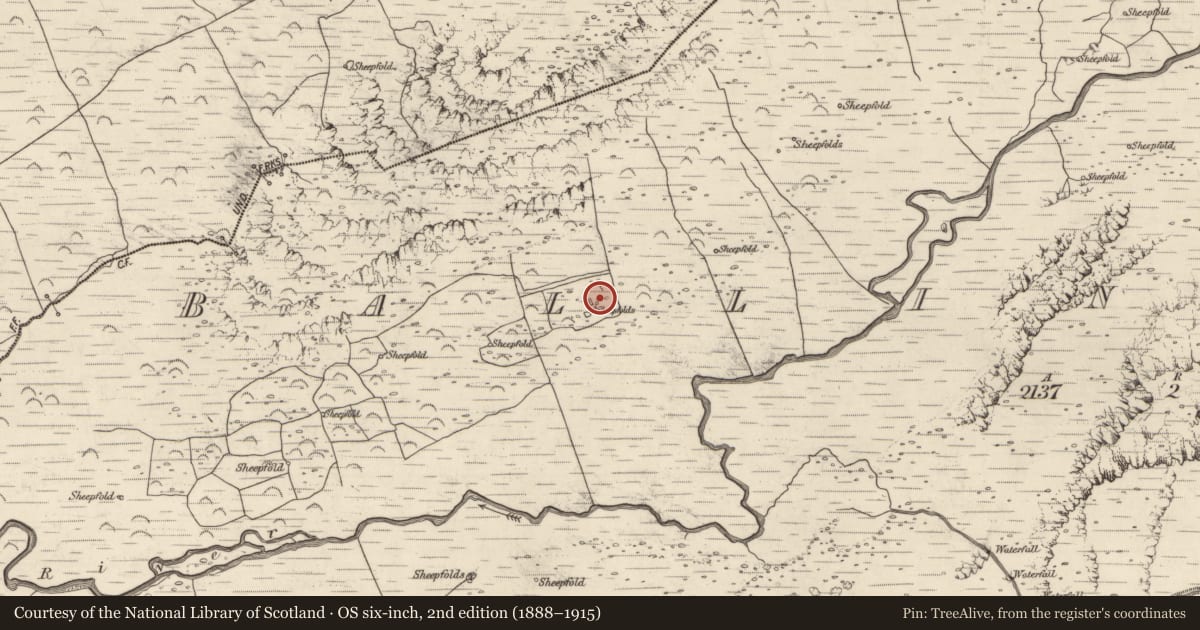 Ordnance Survey six-inch map, 2nd edition (1888–1915) covering the location of Clochan, Baile An Lochaigh, County Kerry, with a pin at the register's coordinates