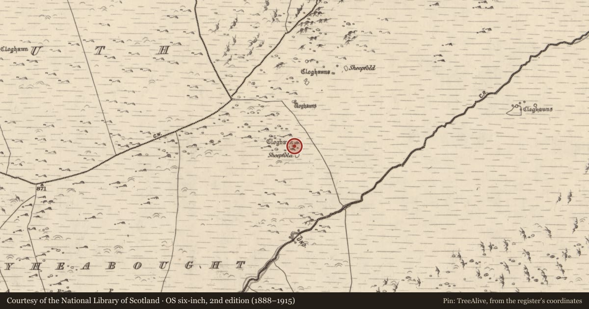 Ordnance Survey six-inch map, 2nd edition (1888–1915) covering the location of Hut site, Baile Uí Shé, County Kerry, with a pin at the register's coordinates