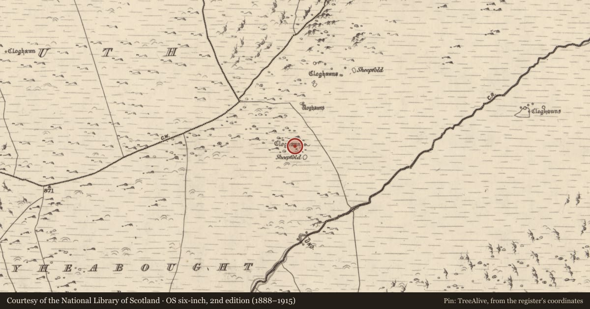 Ordnance Survey six-inch map, 2nd edition (1888–1915) covering the location of Hut site, Baile Uí Shé, County Kerry, with a pin at the register's coordinates