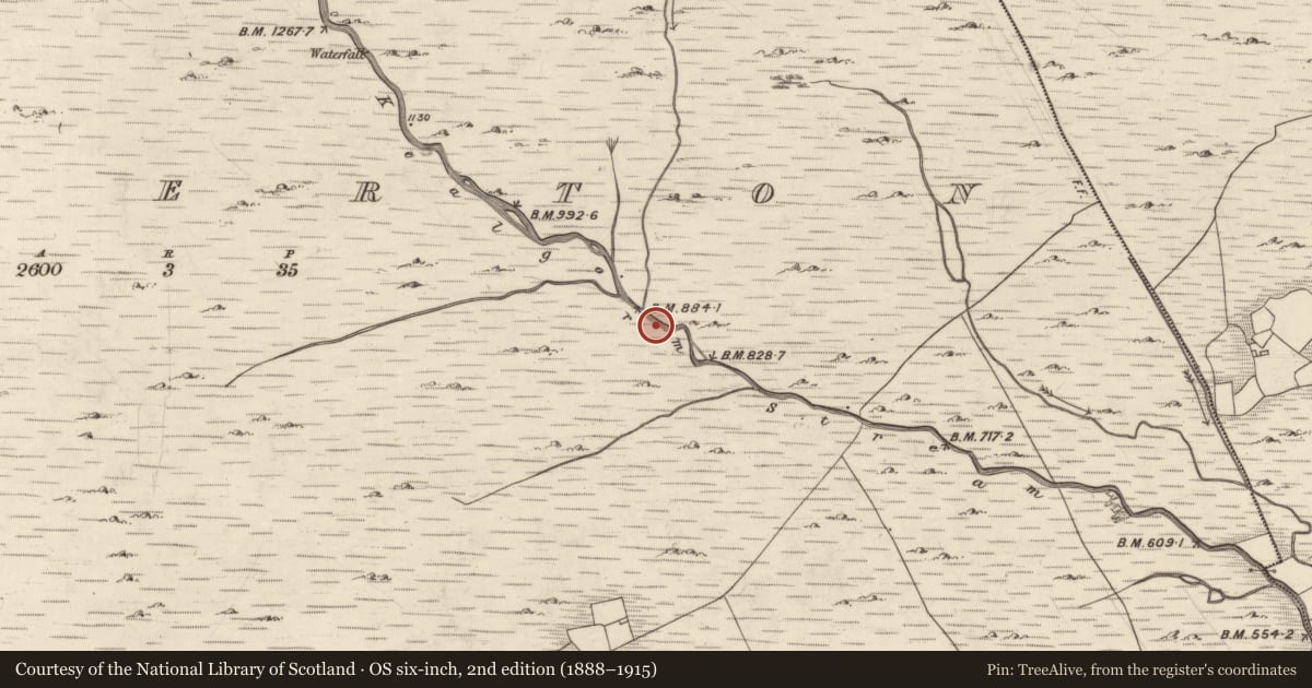 Ordnance Survey six-inch map, 2nd edition (1888–1915) covering the location of Hut site, Mangerton, County Kerry, with a pin at the register's coordinates