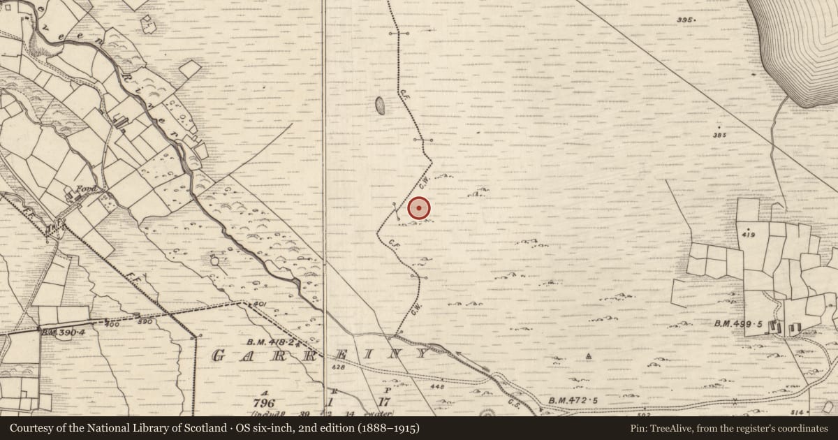 Ordnance Survey six-inch map, 2nd edition (1888–1915) covering the location of Hut site, MacHa Ghrianáin, County Kerry, with a pin at the register's coordinates