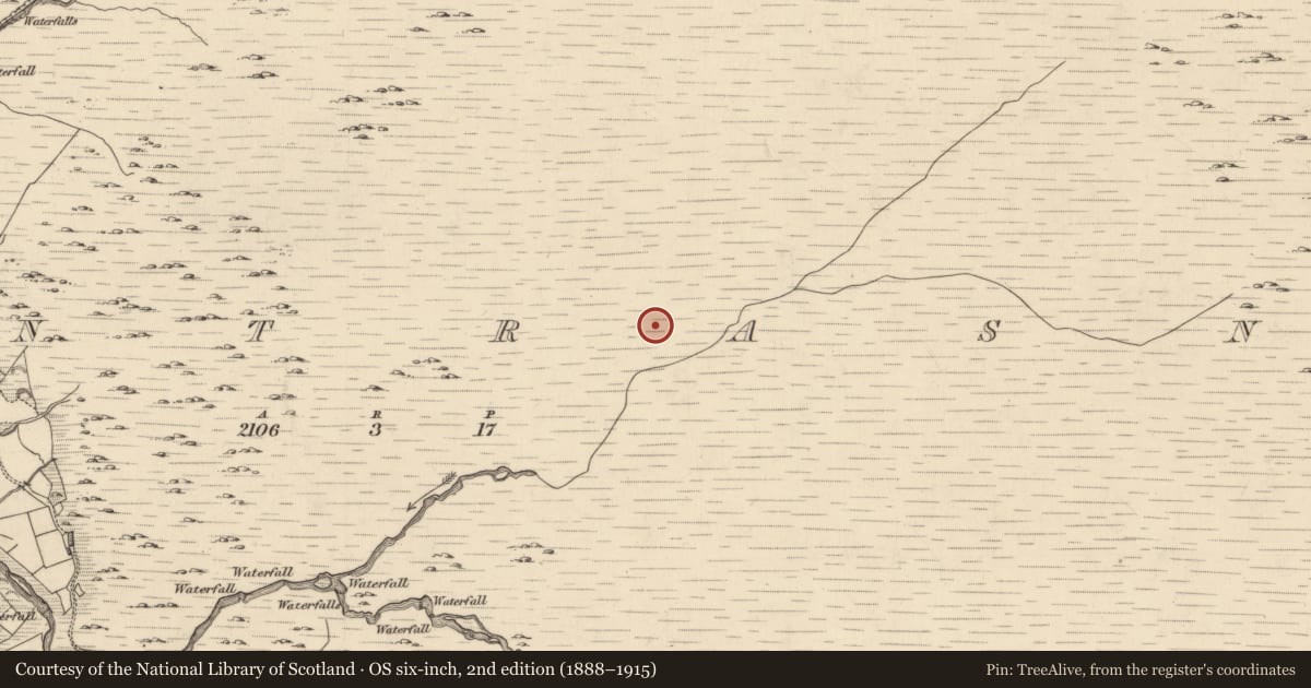 Ordnance Survey six-inch map, 2nd edition (1888–1915) covering the location of Hut site, Glantrasna, County Kerry, with a pin at the register's coordinates