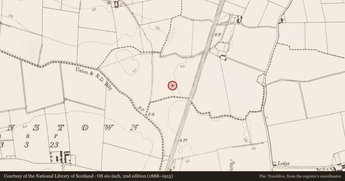 Ordnance Survey six-inch map, 2nd edition (1888–1915) covering the location of Fulacht fia, Newrath (Louth By., Dromiskin Par.), County Louth, with a pin at the register's coordinates