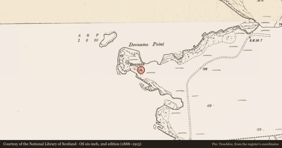 Ordnance Survey six-inch map, 2nd edition (1888–1915) covering the location of Hut site, Eochair Na Gcailleach, County Mayo, with a pin at the register's coordinates