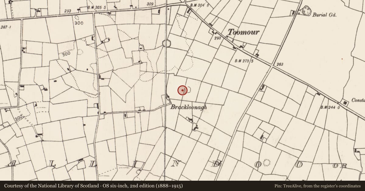 Ordnance Survey six-inch map, 2nd edition (1888–1915) covering the location of Megalithic tomb - unclassified, Ballindoo Or Doocastle, County Mayo, with a pin at the register's coordinates