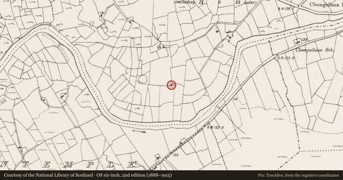 Ordnance Survey six-inch map, 2nd edition (1888–1915) covering the location of Enclosure, Pollsharvoge, County Mayo, with a pin at the register's coordinates