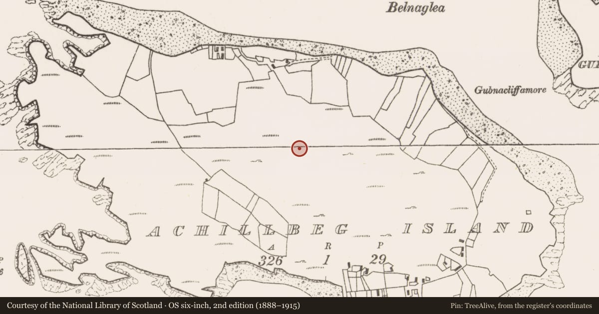 Ordnance Survey six-inch map, 2nd edition (1888–1915) covering the location of Hut site, Acaill Bheag, County Mayo, with a pin at the register's coordinates
