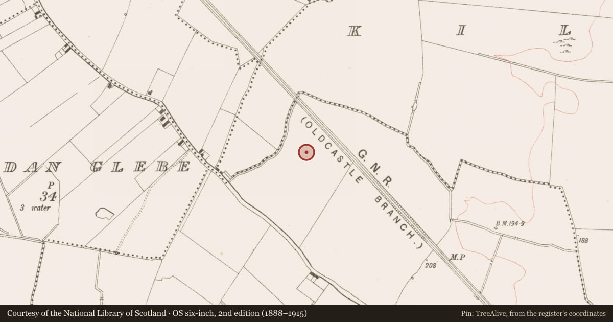 Ordnance Survey six-inch map, 2nd edition (1888–1915) covering the location of Hut site, Cookstown Great, County Meath, with a pin at the register's coordinates