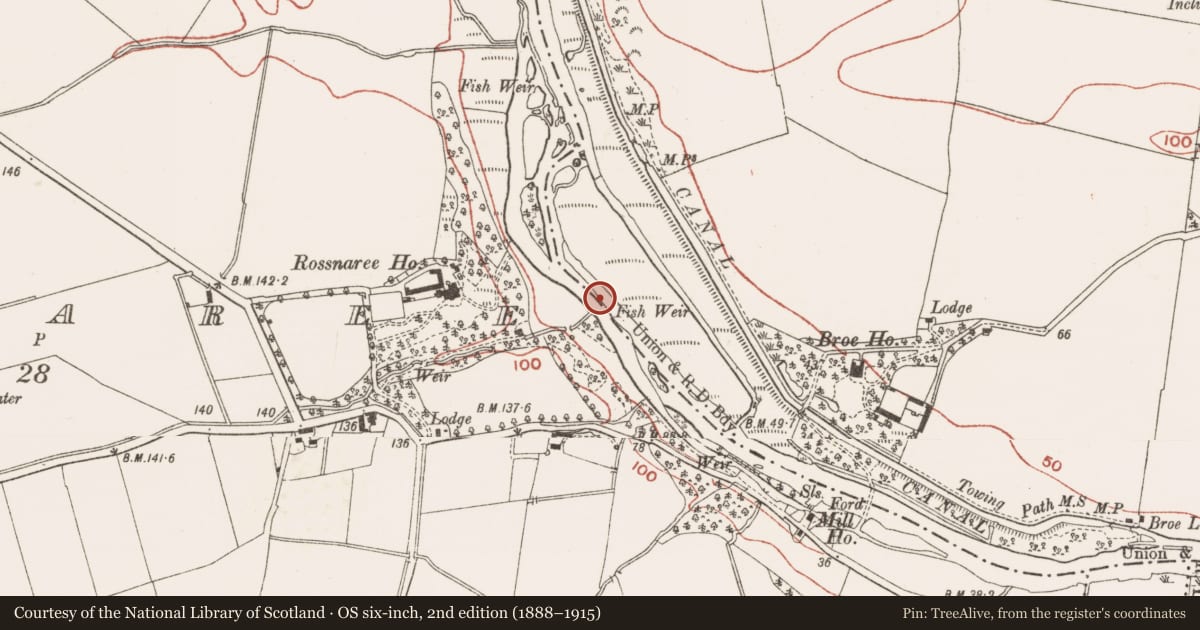 Ordnance Survey six-inch map, 2nd edition (1888–1915) covering the location of Weir - fish, Newgrange, Rossnaree, County Meath, with a pin at the register's coordinates