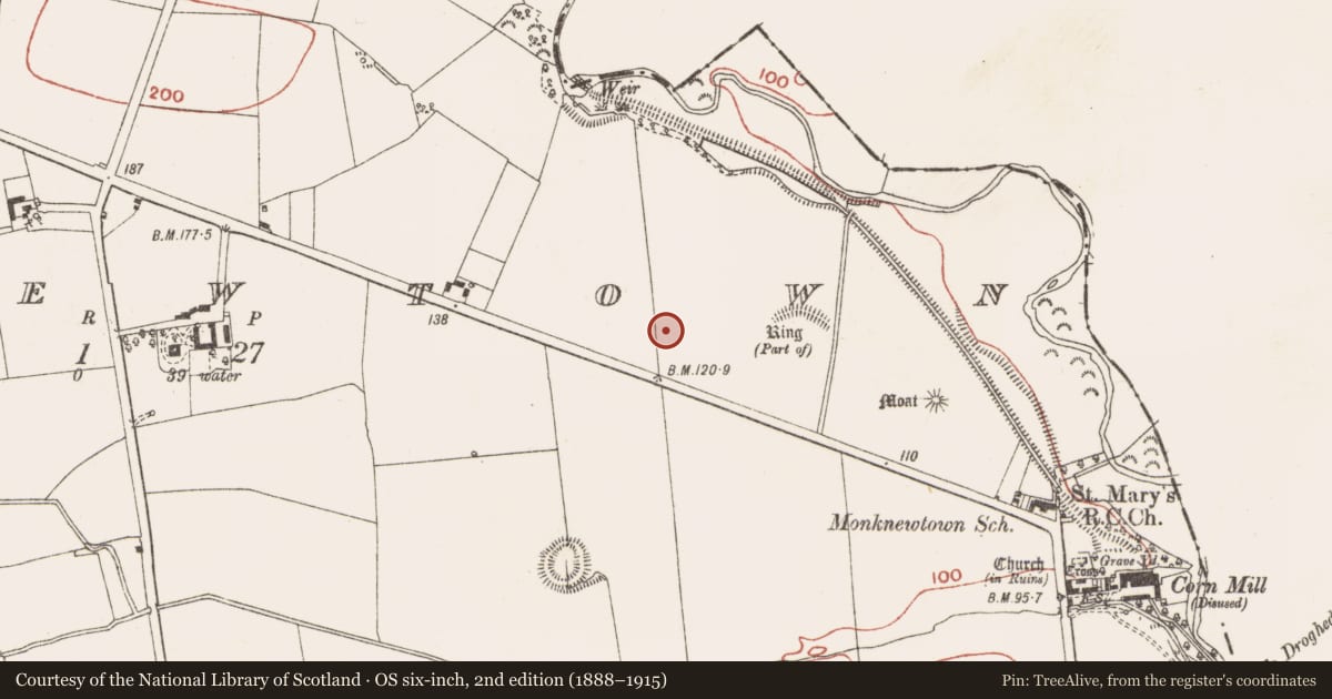 Ordnance Survey six-inch map, 2nd edition (1888–1915) covering the location of Ring-ditch, Monknewtown, County Meath, with a pin at the register's coordinates