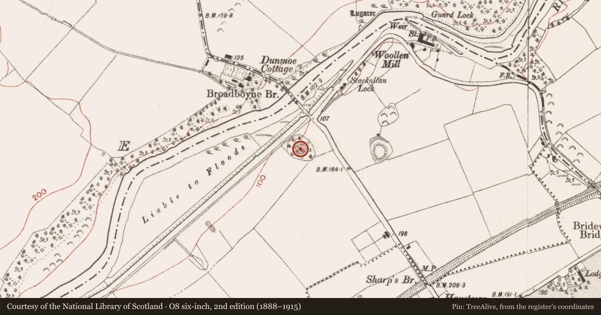 Ordnance Survey six-inch map, 2nd edition (1888–1915) covering the location of Megalithic tomb - passage tomb, Ardmulchan, County Meath, with a pin at the register's coordinates
