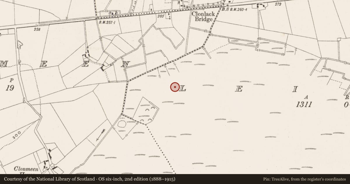 Ordnance Survey six-inch map, 2nd edition (1888–1915) covering the location of Structure - peatland, Leitrim, County Offaly, with a pin at the register's coordinates