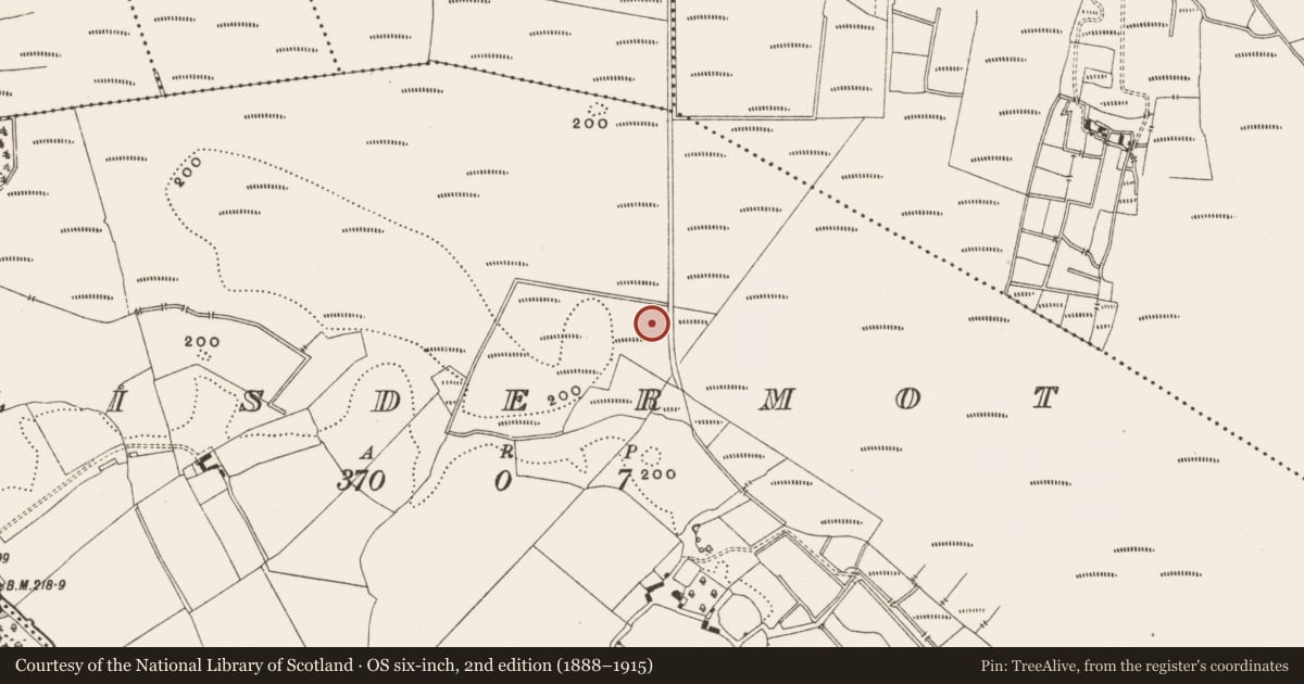 Ordnance Survey six-inch map, 2nd edition (1888–1915) covering the location of Structure - peatland, Lisdermot, County Offaly, with a pin at the register's coordinates