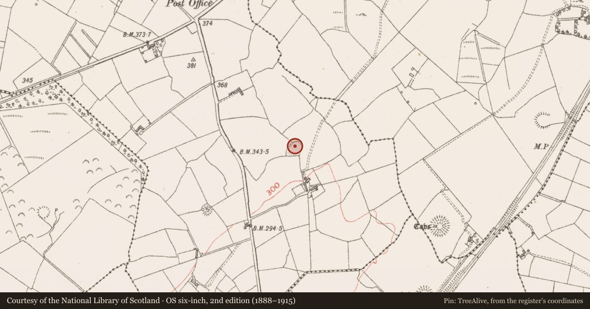 Ordnance Survey six-inch map, 2nd edition (1888–1915) covering the location of Hut site, Carrowneden, County Sligo, with a pin at the register's coordinates
