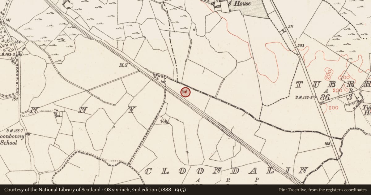 Ordnance Survey six-inch map, 2nd edition (1888–1915) covering the location of Earthwork, Cloondalin, County Westmeath, with a pin at the register's coordinates
