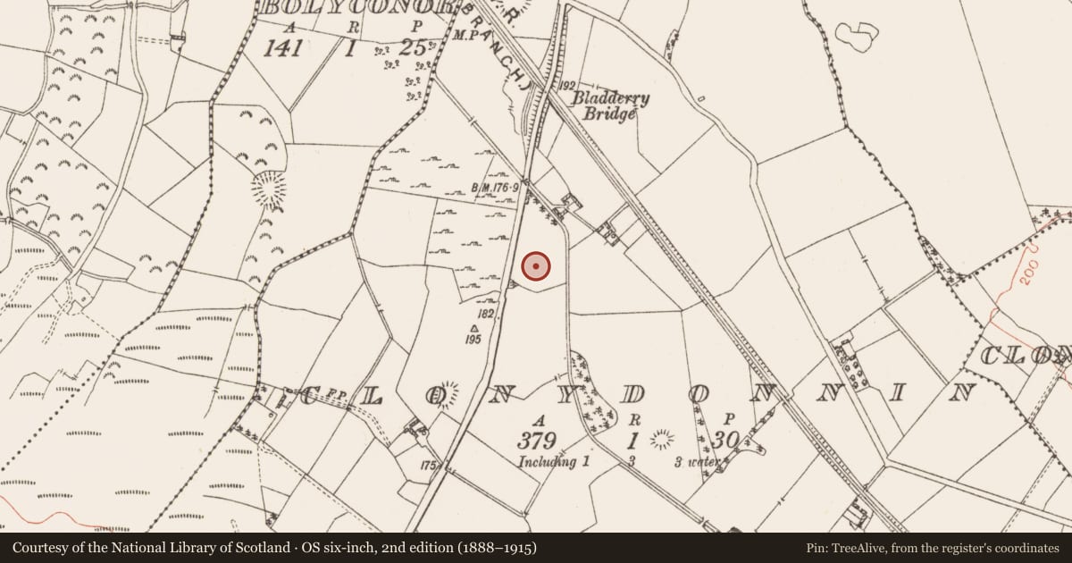 Ordnance Survey six-inch map, 2nd edition (1888–1915) covering the location of Barrow - pond barrow, Clonydonnin, County Westmeath, with a pin at the register's coordinates