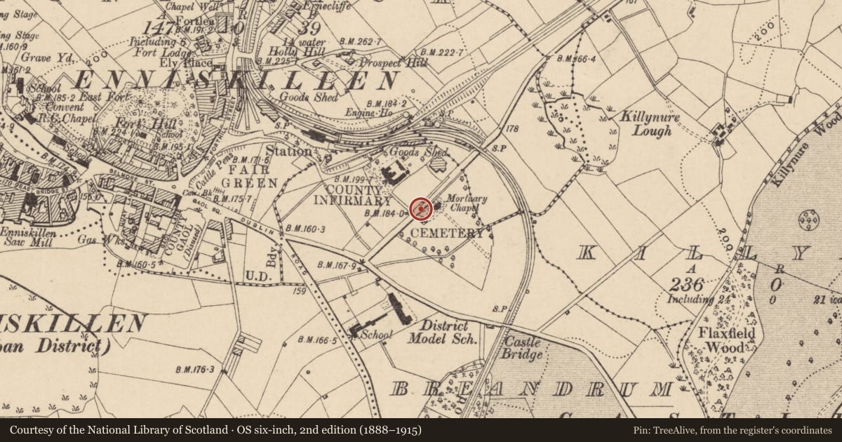 Ordnance Survey six-inch map, 2nd edition (1888–1915) covering the location of Cemetery Entrance Gates, Fermanagh and Omagh, with a pin at the register's coordinates