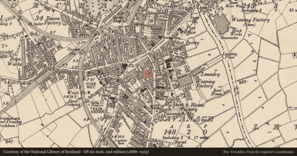 Ordnance Survey six-inch map, 2nd edition (1888–1915) covering the location of 26 Thomas St., Armagh City, Banbridge and Craigavon, with a pin at the register's coordinates