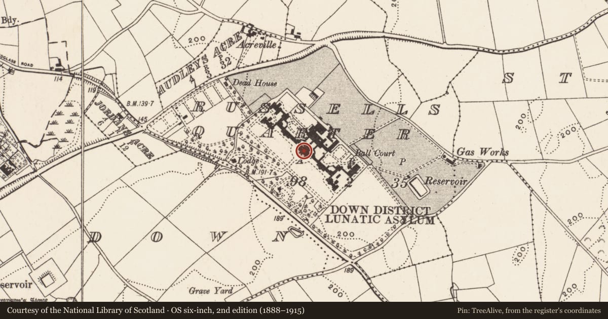 Ordnance Survey six-inch map, 2nd edition (1888–1915) covering the location of Downshire Hospital (front terrace), Russells Quarter, Newry, Mourne and Down, with a pin at the register's coordinates