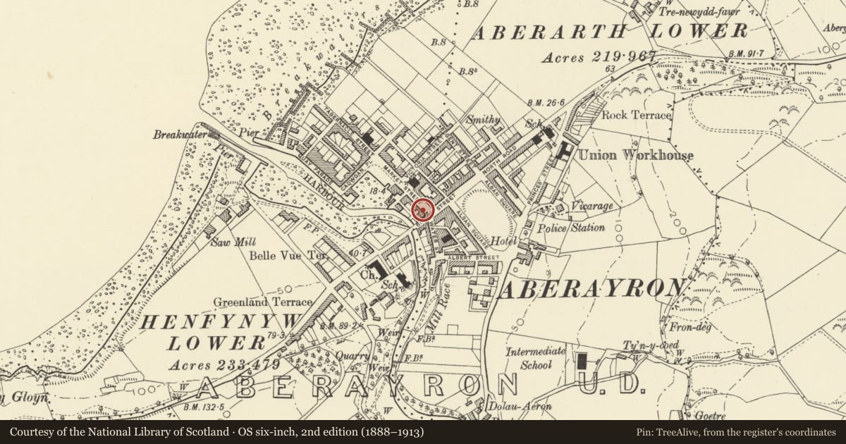 Ordnance Survey six-inch map, 2nd edition (1888–1913) covering the location of 1 Market Street, Aberaeron, Ceredigion, with a pin at the register's coordinates