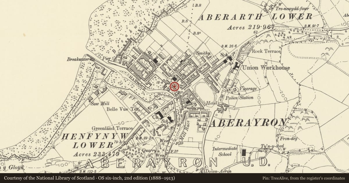 Ordnance Survey six-inch map, 2nd edition (1888–1913) covering the location of 4 Market Street, Aberaeron, Ceredigion, with a pin at the register's coordinates