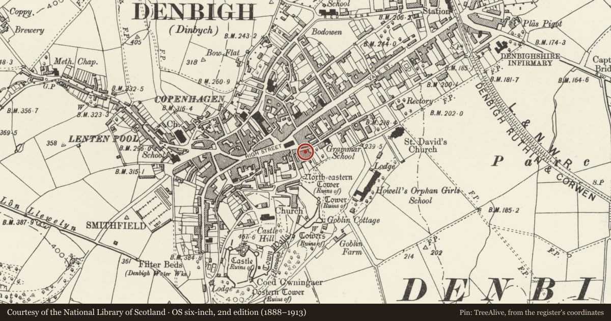 Ordnance Survey six-inch map, 2nd edition (1888–1913) covering the location of 1 Park Street, Denbigh, Denbighshire, with a pin at the register's coordinates