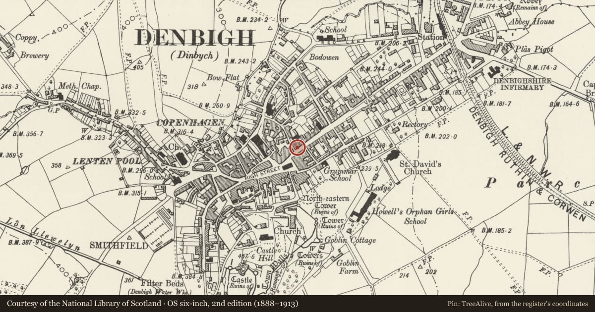 Ordnance Survey six-inch map, 2nd edition (1888–1913) covering the location of Former House of Thomas Gee, including decorative railings to raised terrace on R, Denbigh, Denbighshire, with a pin at the register's coordinates