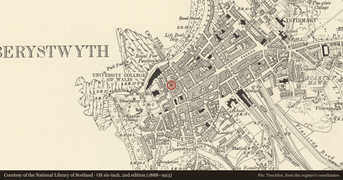 Ordnance Survey six-inch map, 2nd edition (1888–1913) covering the location of 14 New Street, Aberystwyth, Ceredigion, with a pin at the register's coordinates