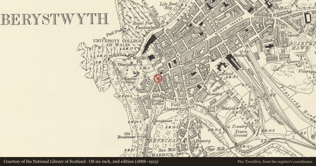 Ordnance Survey six-inch map, 2nd edition (1888–1913) covering the location of 26 Penmaesglas Road, Aberystwyth, Ceredigion, with a pin at the register's coordinates