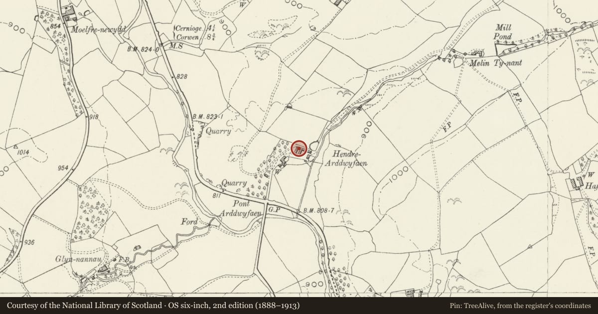 Ordnance Survey six-inch map, 2nd edition (1888–1913) covering the location of Farm Buildings NE of Hendre Arddwyfaen, Llangwm, Conwy, with a pin at the register's coordinates