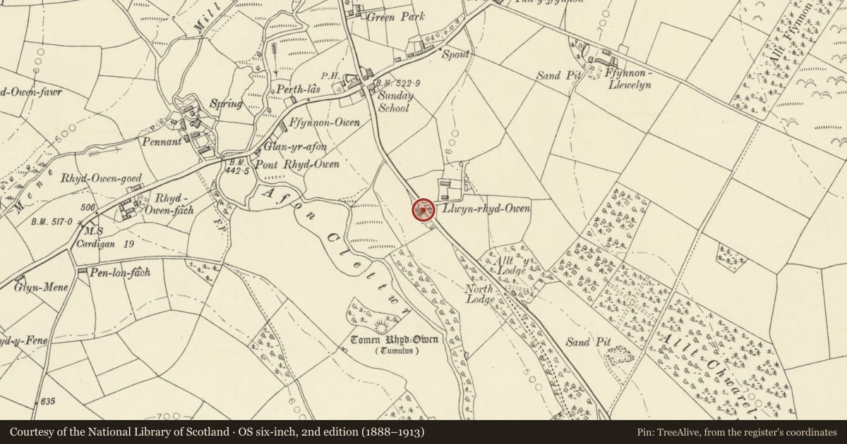 Ordnance Survey six-inch map, 2nd edition (1888–1913) covering the location of Former Smithy opposite Llwyn Smithy, Llandysul, Ceredigion, with a pin at the register's coordinates