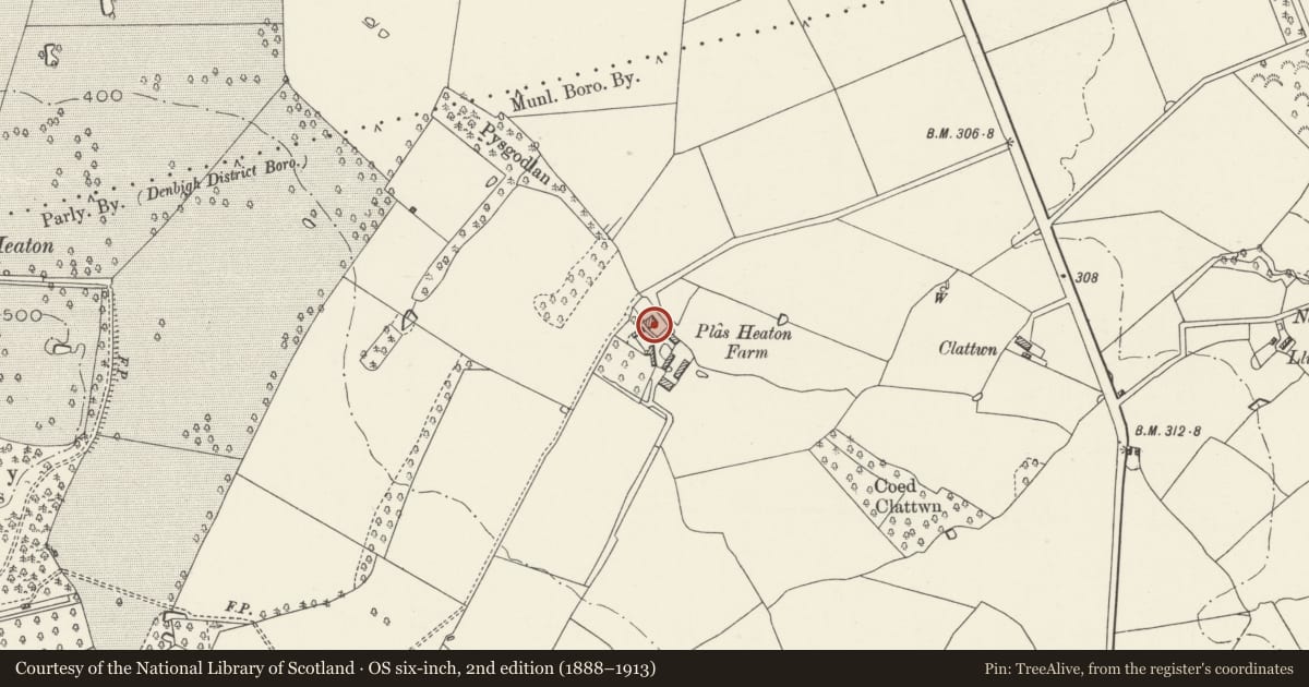Ordnance Survey six-inch map, 2nd edition (1888–1913) covering the location of Plas Heaton Farm, Denbigh, Denbighshire, with a pin at the register's coordinates