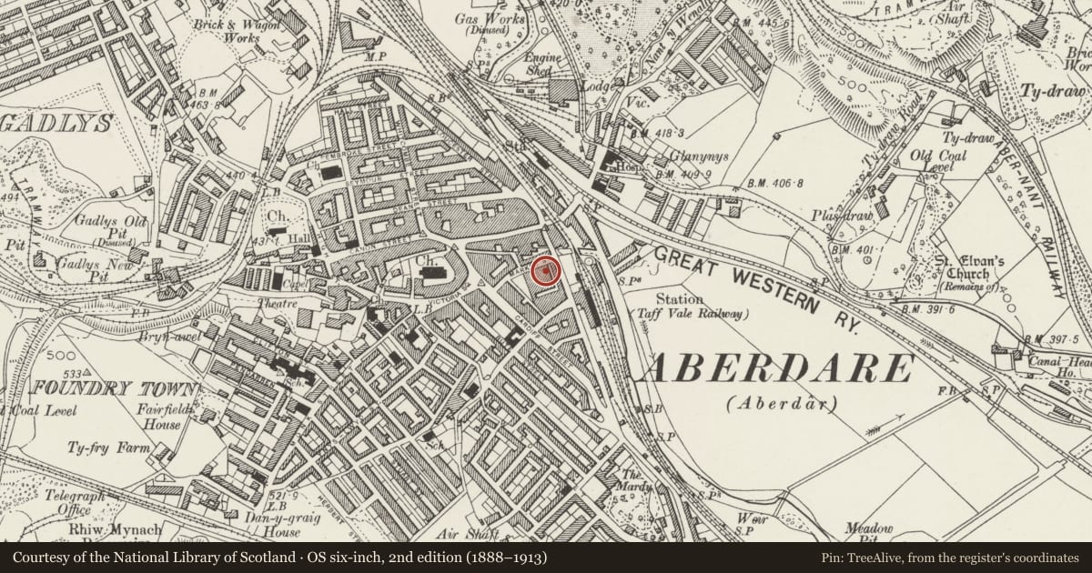 Ordnance Survey six-inch map, 2nd edition (1888–1913) covering the location of The New Market Tavern, Aberdare East, Rhondda Cynon Taff, with a pin at the register's coordinates