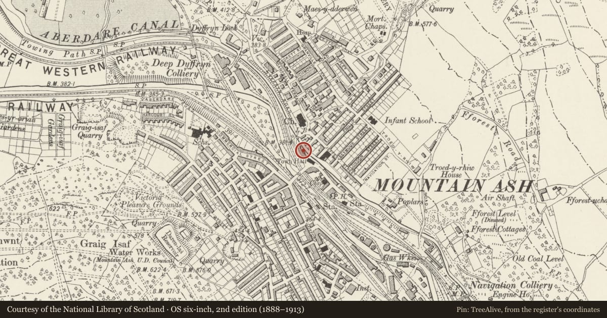 Ordnance Survey six-inch map, 2nd edition (1888–1913) covering the location of Aberdare Hotel, Mountain Ash, Rhondda Cynon Taff, with a pin at the register's coordinates