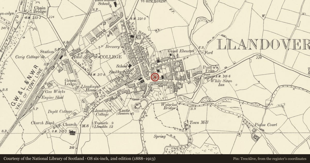 Ordnance Survey six-inch map, 2nd edition (1888–1913) covering the location of 12 High Street, Llandovery, Carmarthenshire, with a pin at the register's coordinates
