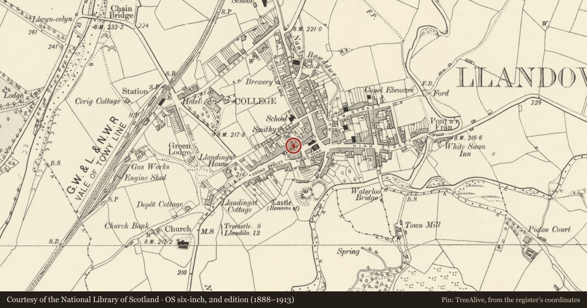 Ordnance Survey six-inch map, 2nd edition (1888–1913) covering the location of Broadway House, Llandovery, Carmarthenshire, with a pin at the register's coordinates