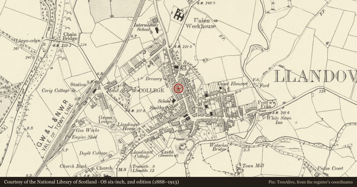 Ordnance Survey six-inch map, 2nd edition (1888–1913) covering the location of 26 Stone Street, Llandovery, Carmarthenshire, with a pin at the register's coordinates