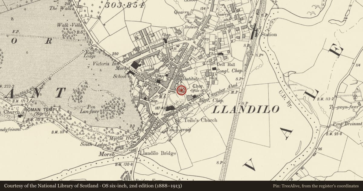 Ordnance Survey six-inch map, 2nd edition (1888–1913) covering the location of 4 Abbey Terrace, Llandeilo, Carmarthenshire, with a pin at the register's coordinates