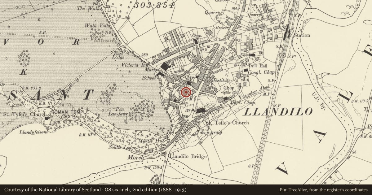 Ordnance Survey six-inch map, 2nd edition (1888–1913) covering the location of 4 King Street, Llandeilo, Carmarthenshire, with a pin at the register's coordinates