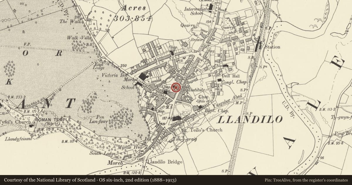 Ordnance Survey six-inch map, 2nd edition (1888–1913) covering the location of 70 Rhosmaen Stret, Llandeilo, Carmarthenshire, with a pin at the register's coordinates
