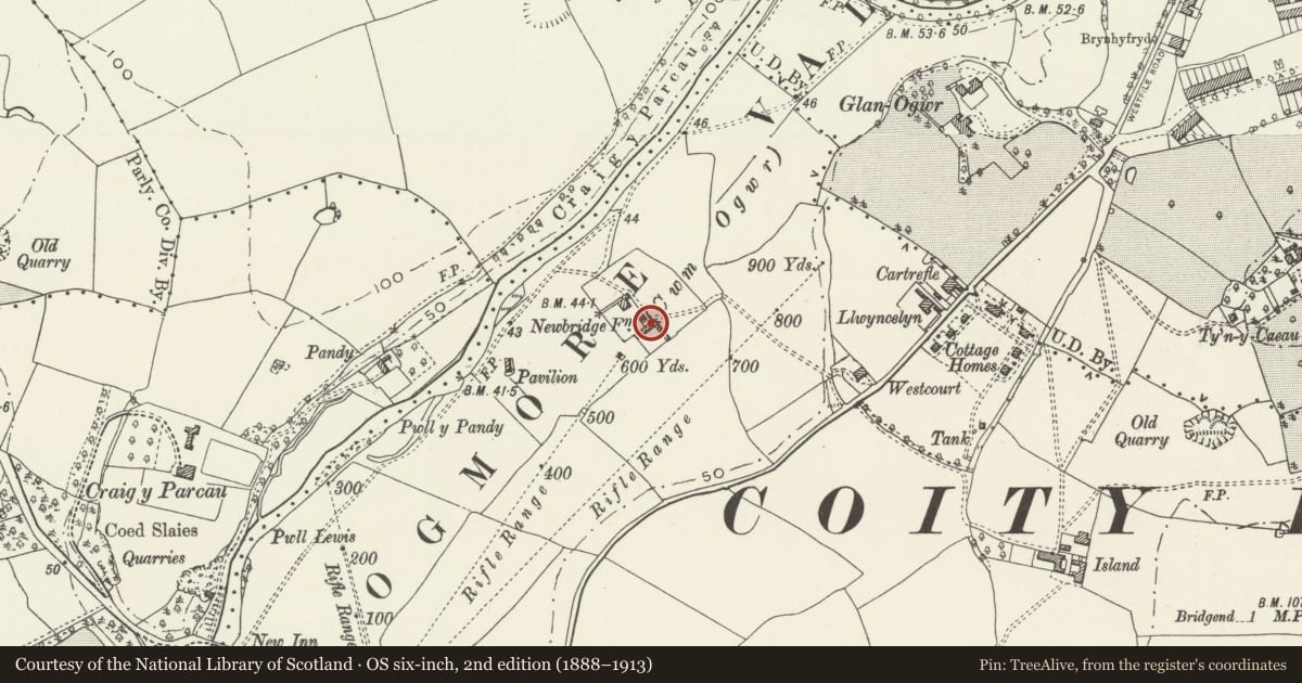 Ordnance Survey six-inch map, 2nd edition (1888–1913) covering the location of Farmyard Buildings (NW Farmhouse & NE sides) at Newbridge Farm, Bridgend, with a pin at the register's coordinates