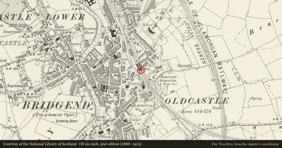 Ordnance Survey six-inch map, 2nd edition (1888–1913) covering the location of Bridgend Railway Station Pedestrian Bridge, with a pin at the register's coordinates