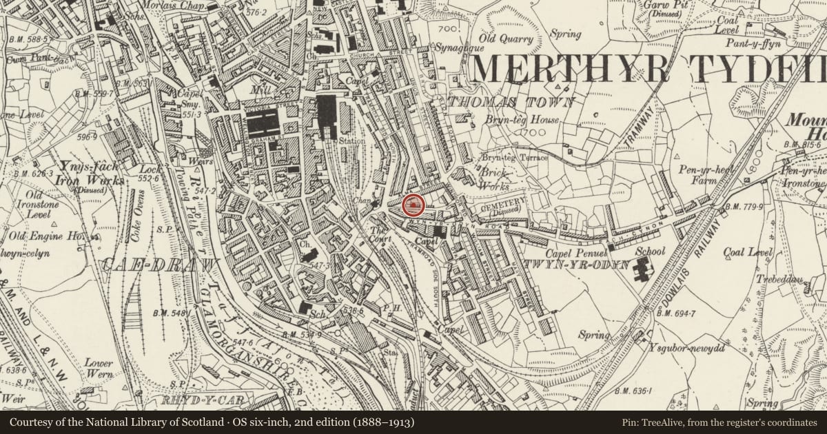 Ordnance Survey six-inch map, 2nd edition (1888–1913) covering the location of 6 Coedcae'r Court, Town, Merthyr Tydfil, with a pin at the register's coordinates